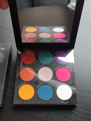 PUR x RAW BEAUTY KRISTI Double-Sided Pressed Pigment Eye Shadow Palette BNIB - Picture 6 of 11