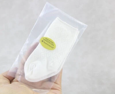 American girl a pair of White Lattice Diamond Socks for 18'' doll meet Samantha