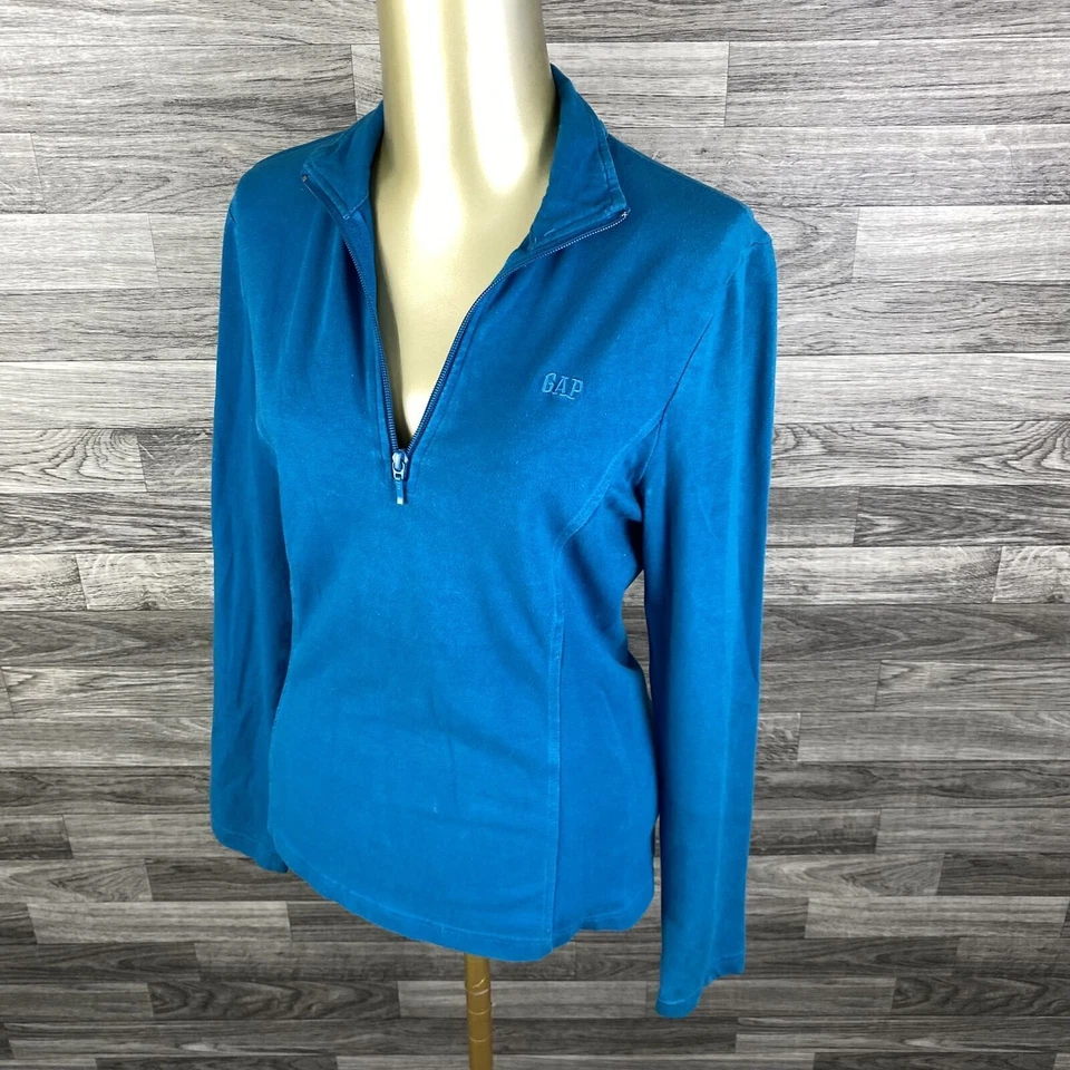 Pulôver feminino GAP 1/4 com zíper gola simulada azul roupa ativa tamanho médio - Imagem 2 de 4