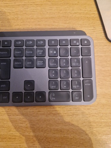 Logitech MX Keys - Replacement Keycaps with Clip/Hinge - UK Layout - Picture 4 of 4