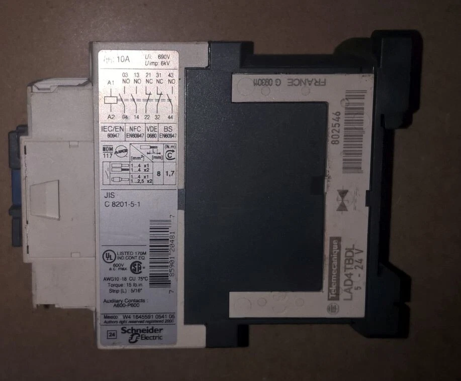 SCHNEIDER - CAD32 BD Contactor JIS-C8201-1-5-1 w/LAD4TBDL JISC8201151 电气式 — 第 3/3 张图片