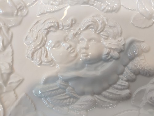 Vintage Heart Shaped White Porcelain Plate Raised Cherub Angle Design Italy 7360 - Picture 6 of 12