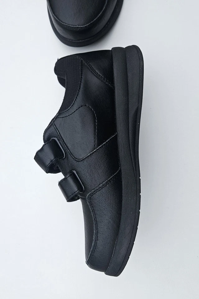 Dr Scholl's Therapeutic Black Hook Loop Comfort Walking Shoes Size 7 E * See - Image 2 of 4