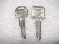 Two NOS 69 70 71 72 & Up International Harvester IHC Keys Scout Travelall Pickup