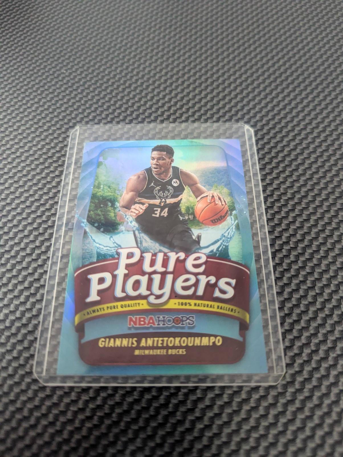 2022-23 Panini NBA Hoops - Pure Players Giannis Antetokounmpo #5 Holo