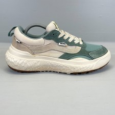 VANS UltraRange NEO VR3 Athletic Shoes Womens Size 7 Green Gray Suede Sneakers