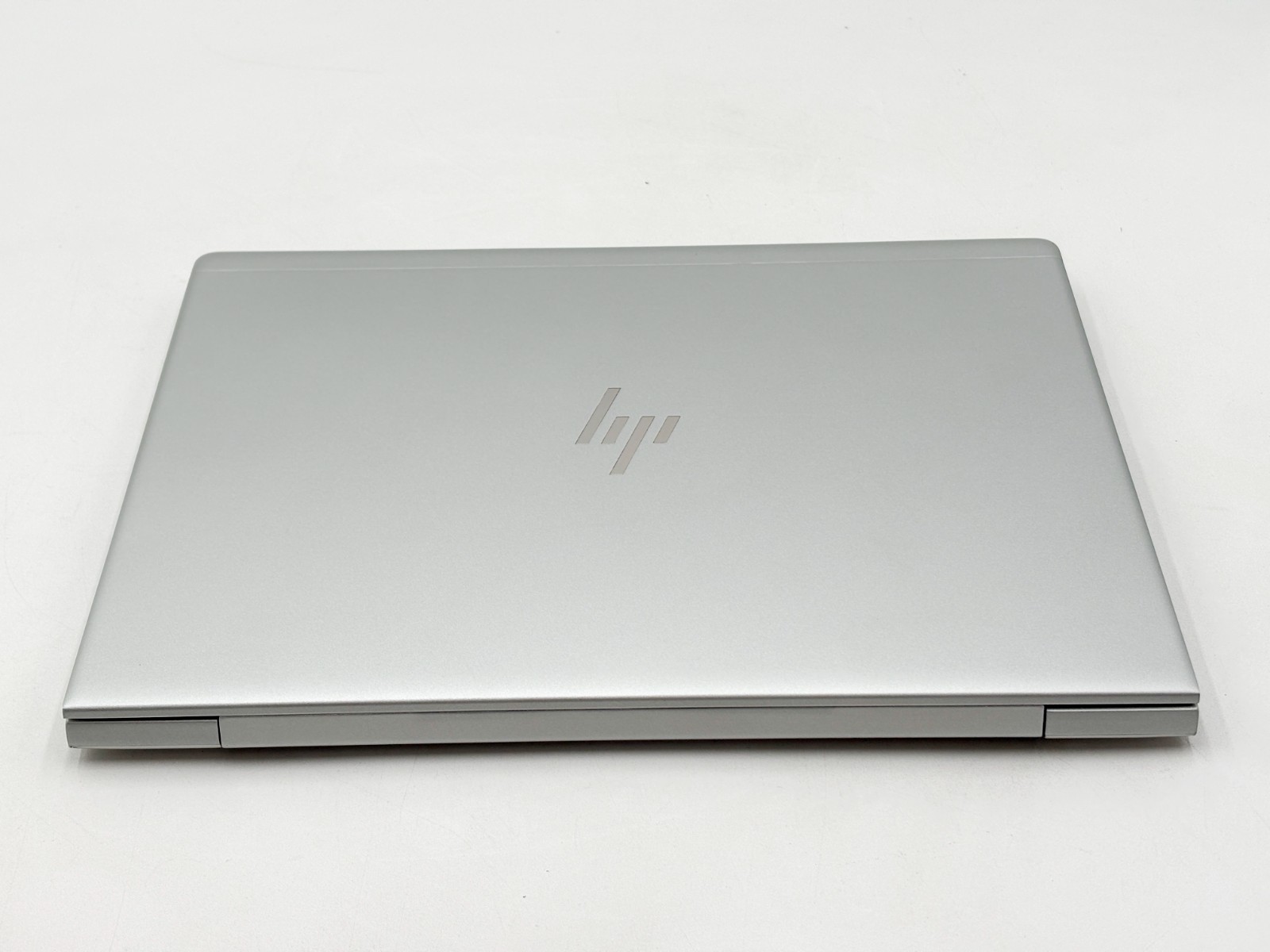 HP EliteBook 830 G5, 13.3-Inch Laptop, with Intel Core i5, Windows 11 Pro