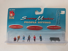 SceneMaster 433‑1607 People Sitting Waiting HO Scale Figures – NEW