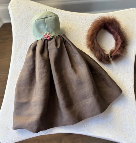 Vintage barbie doll green & brown satiny silky dress w/fur mink stole