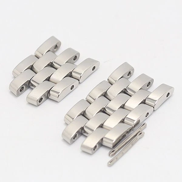 Bracelet montre femme Gucci authentique 5 maillons 5500L pièces couleur argent 14 mm