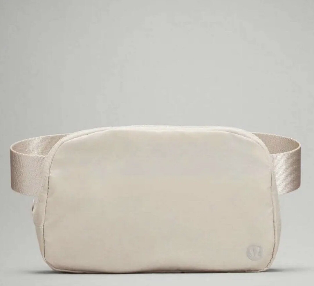 Lululemon Everywhere Belt Bag - White Opal - Brand New w