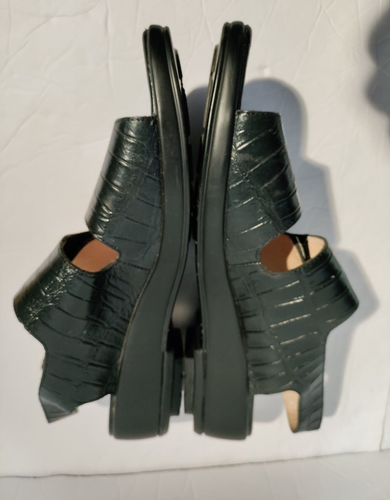Gravity Defyer Women's 9 M Black Leather Wedge Alligator Strap Sandals - Picture 7 of 10
