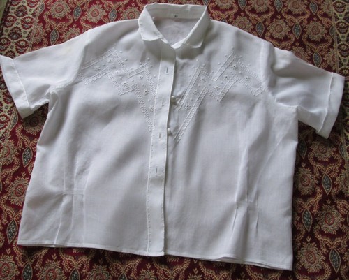 Heirloom French girl dressy shirt,vintage,cotton batiste,embroidered,handmade,50 - Picture 2 of 13