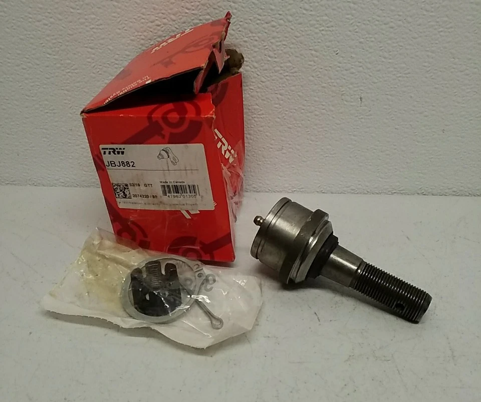 Junta rótula de suspensión JBJ882 TRW - Componente de dirección y suspensión de alta resistencia Foto 4 de 4