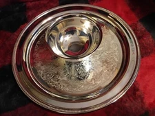 Vintage 1989 Oneida Jefferson Chip and Dip Server 12.5" Silverplate with Box