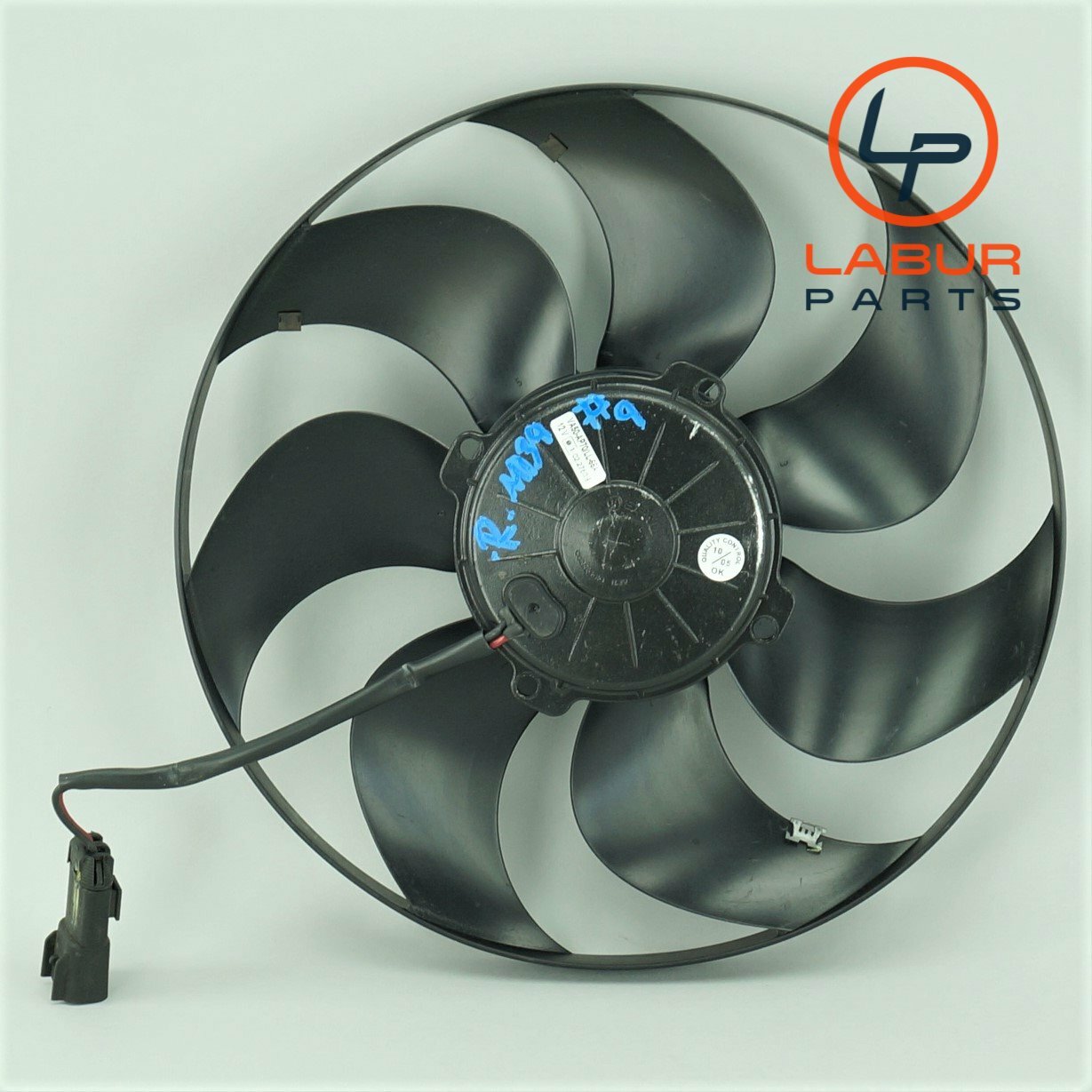 M139 04-08 Maserati Quattroporte Right Side Radiator Engine Cooling Fan Motor