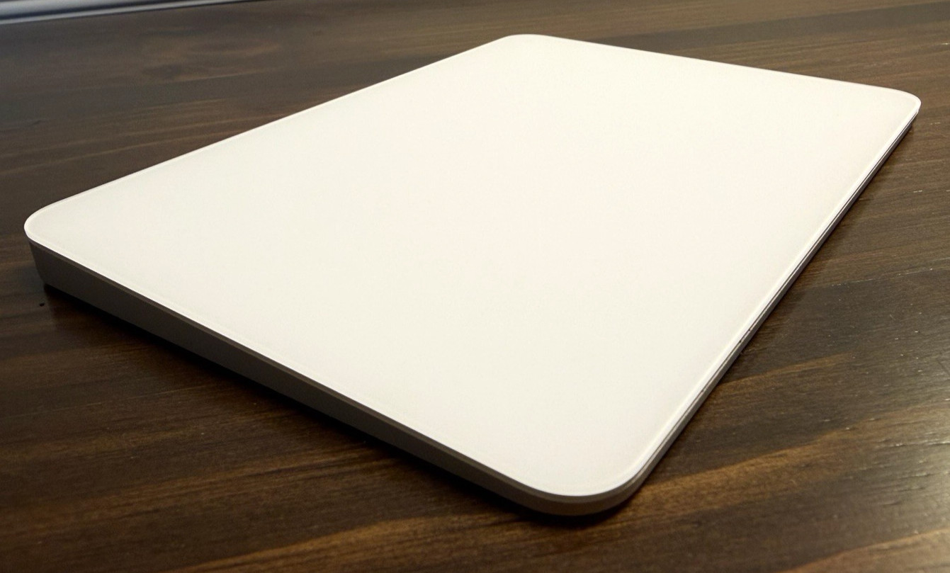 Apple Magic Trackpad 2 A1535 White Bluetooth Rechargeable