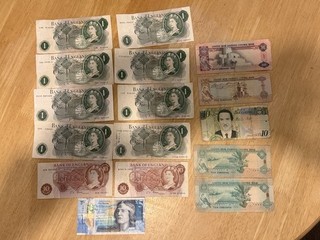 Bank of England Old vintage notes Ten Shillings 1 pound 5 pound some foreign