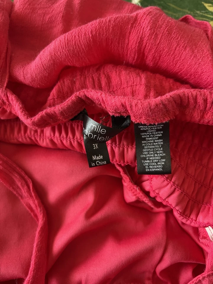 Mono para mujer Mlle Gabrielle talla 3X rojo cuello en V sin mangas informal botón delantero Foto 2 de 4