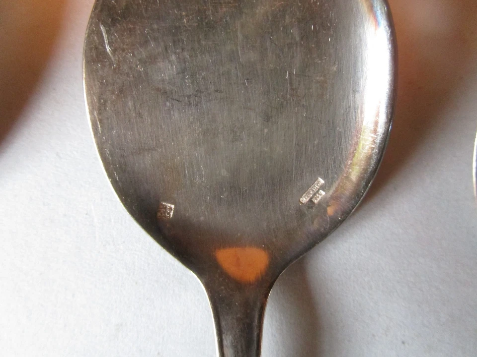 12 cuillères / pelles à glace en métal argenté avec poinçons - Photo 3/4