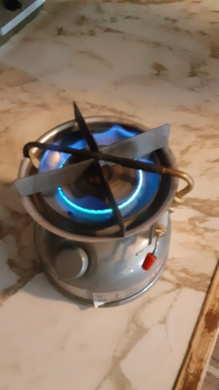 COLEMAN 533 DUEL FUEL STOVE / TESTED / 92 / WITH TRAVEL CASE/FREE SHIP