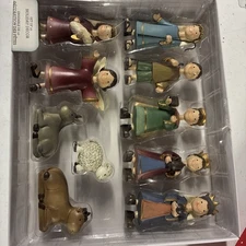 NIB Love And Light Christmas Nativity Scene 10 Piece New Resin Free Shipping