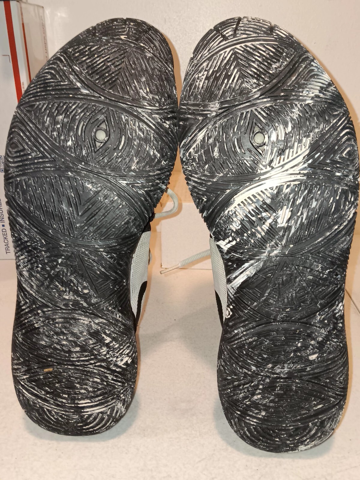 Nike Kyrie 5 Oreo Men's Basketball Shoes Size 16 Gem