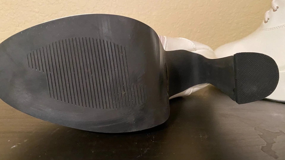 Sexy Botas de Enfermera Ellie Blancas - 5 1/2" Tacones Gruesos - Tallas 11, 12 y 14 - ¡NUEVAS! Foto 4 de 4