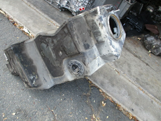 Ferrari 458 Italia - LH Fuel Tank  -  P/N 257458
