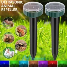 2X RGB LED Solar Ultrasonic Animal Repellent Dog Cat Skunk Deer Raccoon Control
