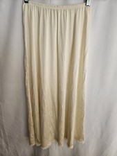 Vanity Fair Slip Womens Ivory Nylon Half Slip 28" Size Small
