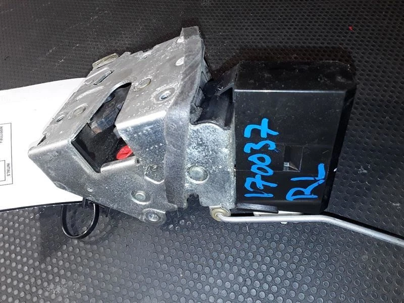 BMW 528I 2000 LH actuador de cerradura de puerta trasera Foto 4 de 4