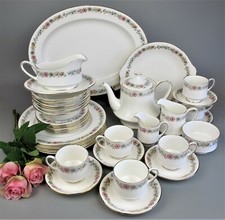 Royal Albert Paragon Dinner Service Set BELINDA for 6. Plates Bowls. 1960's VTG