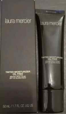Laura Mercier getönte ölfreie Feuchtigkeitscreme LSF 20 50ml Farbton 1w1 Porzellan