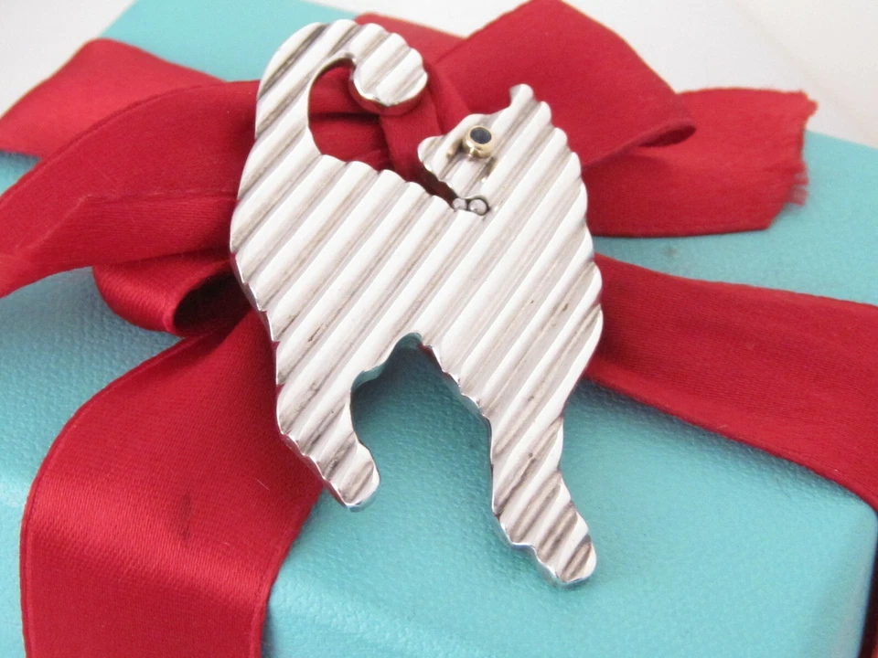 蒂芙尼 18K 金猫小猫肉蓝宝石眼胸针 — 第 2/4 张图片