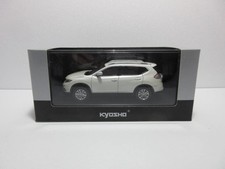 Kyosho 1/43 Nissan X-Trail T32 White Pearl Diecast Model Car