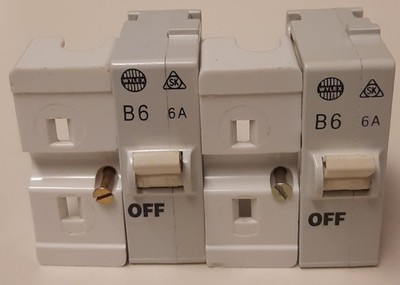 Wylex 6 AMP Plug-in Typ MCB inklusive weißem Basisschild. Preis je 