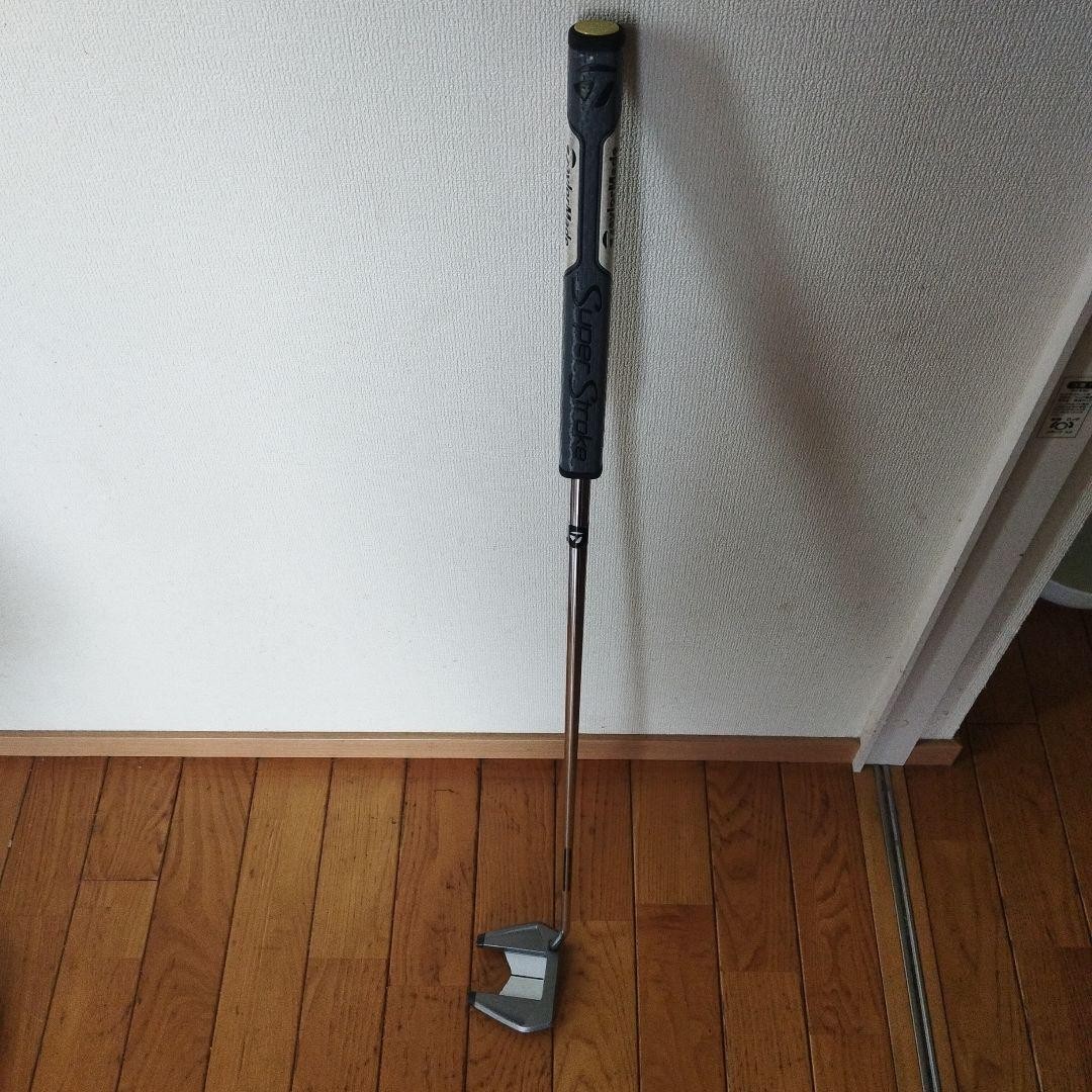 8-Legged Spider Creeps and Crawls in Your Home