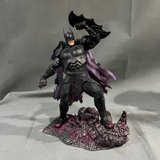 Diamond Select Toys D.C. Metal Batman PVC Gallery Statue