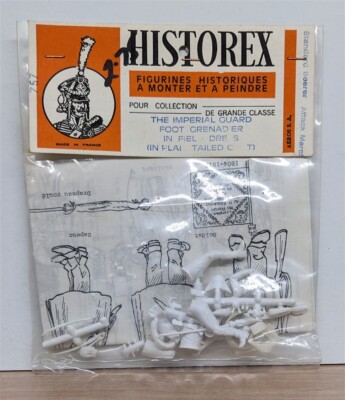 Historex Historical Mini Imperial Guard Foot Grenadier Standard Bearer