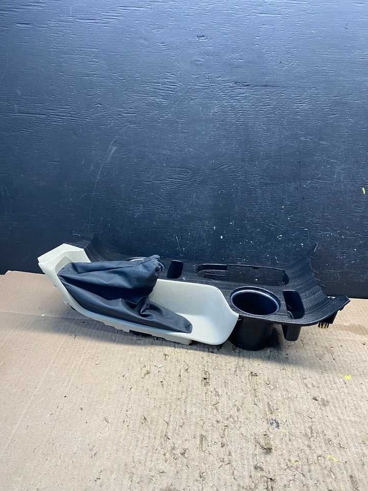 2014-2016 Chevrolet Malibu Center Floor Shifter Cup Holder Trim Bezel N0500 DG - Image 3 of 4