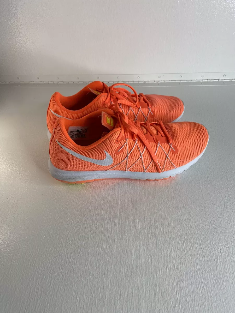 Nike peach deals running shoes