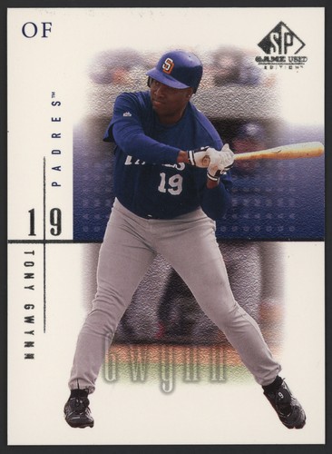 2001 SP Game Used Tony Gwynn #52 card