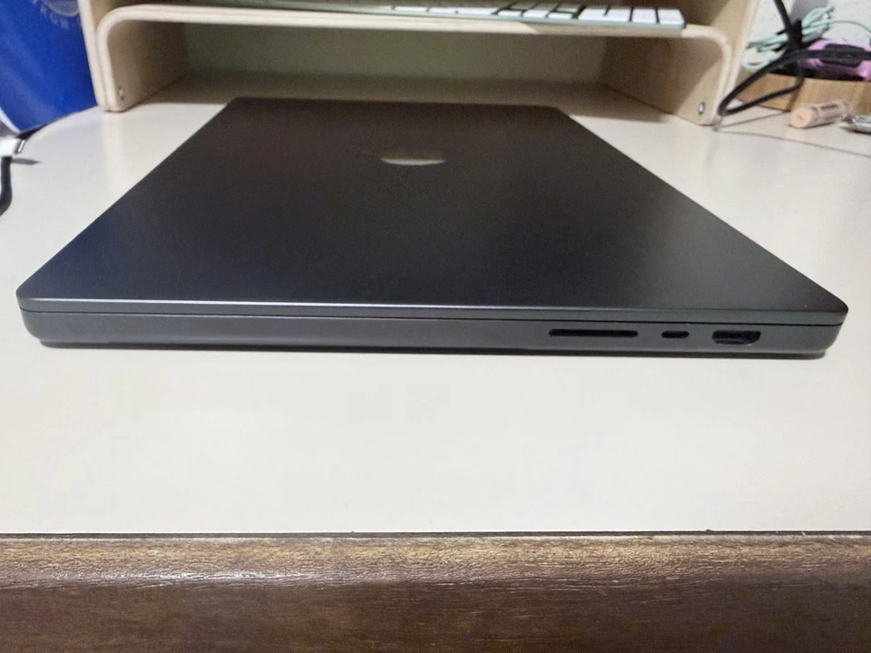 Apple MacBook Pro 14" M4 Pro · 48GB · 512GB, photo 3 of 5