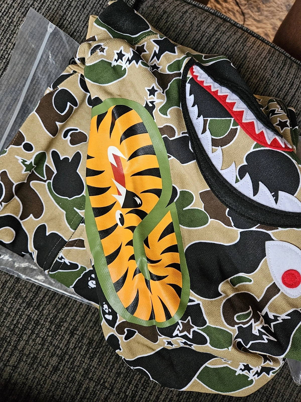 A BATHING APE (BAPE) Felpa con cappuccio e zip intera BAPE STA Camo Shark gialla ?1H80 115 004 taglia XXL spedizione?*NUOVA* ✅