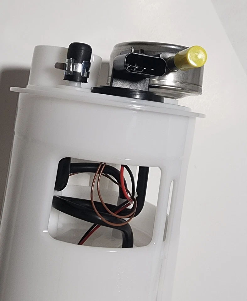 Bomba de combustible Carquest M212890 - Se adapta a Dodge Ram 1500 1997 3,9 L, 5,2 L, 5,9 L V8, V6 Foto 3 de 4