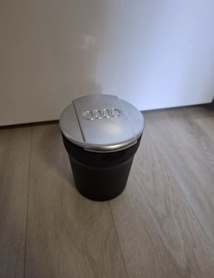 Original Audi A3 RS3 8V S3 Sline Aschenbecher 8X0 864 575A Getränke-Becherhalter
