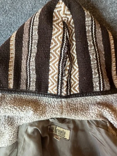 "Rue Grenelle" 1980 vintage wool men vest medium, 3 pockets, breast with zepper image 5