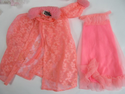 Barbie Pjs anni 60 accappatoio da notte cuscini pantofole giallo rosa pizzo vintage lotto c - Foto 7 di 15