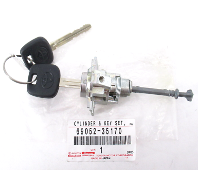 Genuine OEM Toyota 69052-35170 Driver Door Lock Cylinder Set 2007
